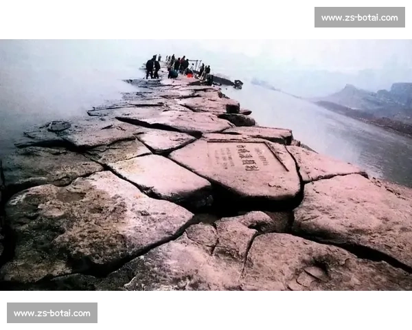 8000 跑者逐梦长江畔!2025 涪陵白鹤梁半马破双纪录 8000 跑者逐梦长江畔!2025 涪陵白鹤梁半马破双纪录